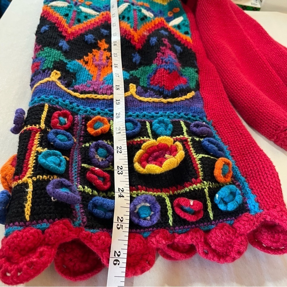 Casual Corner Artsy 90s Red Knit Sweater Vibrant Details Art To Wear - Picture 11 of 11